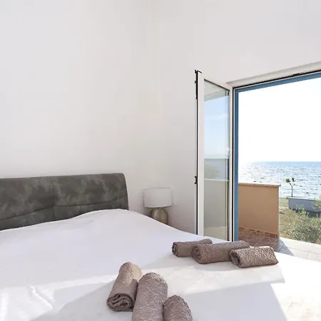 Prázdninový dům Holiday Victoria *