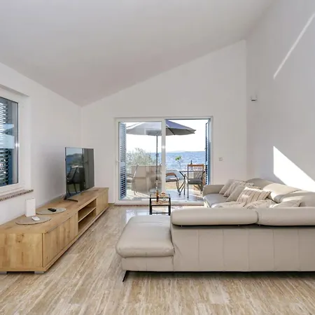Prázdninový dům Holiday Victoria *